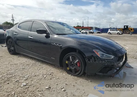 2020 Maserati Ghibli Sport z USA, uszkodzony, nr VIN ZAM57XSSXL1355180
